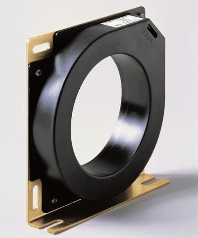 Комплект силовых выводов SVR E4.2 Iu=3200 3шт, 1SDA082832R1 в Петрозаводске Комплект силовых выводов SVR E4.2 Iu=3200 3шт, 1SDA082832R1 в Петрозаводске