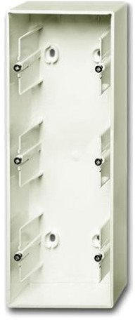 Коробка для открытого монтажа, 3 поста, серия future, цвет слоновая кость, 2CKA001799A0916 в Петрозаводске